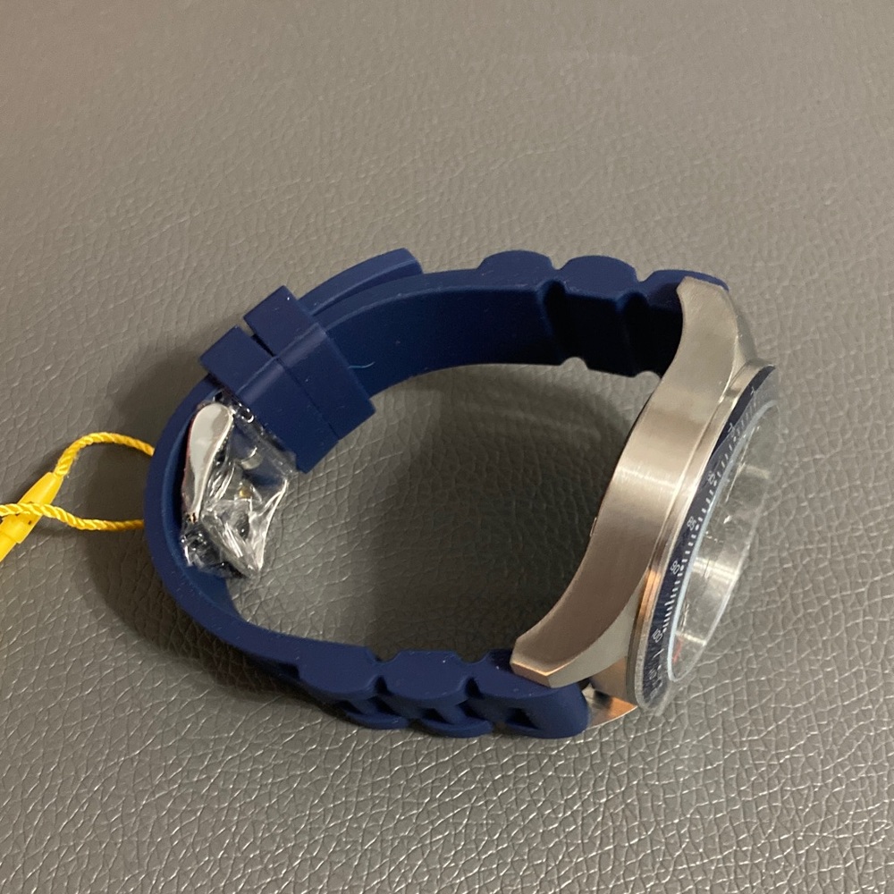 Invicta Aviator
Nomad Men's Watch - 45mm,
Blue (38401) - Picture 4 of 7